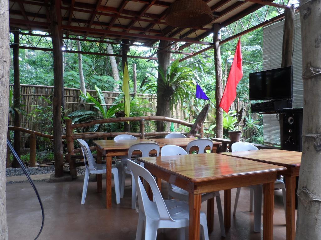 Victoria Guest House And Cottages Puerto Princesa Esterno foto
