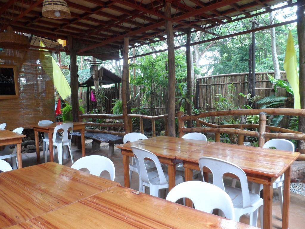 Victoria Guest House And Cottages Puerto Princesa Esterno foto