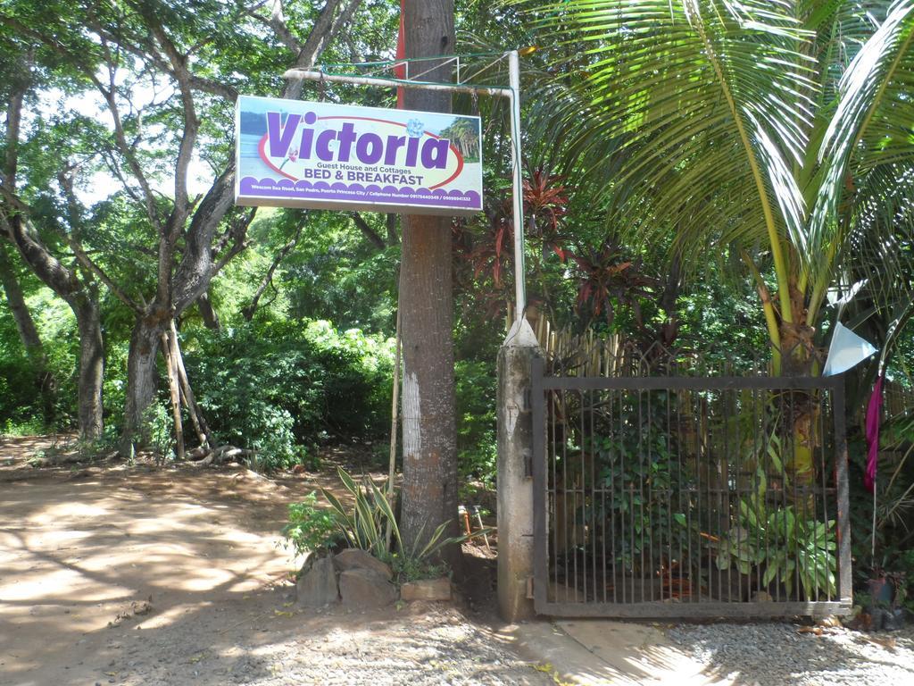 Victoria Guest House And Cottages Puerto Princesa Esterno foto