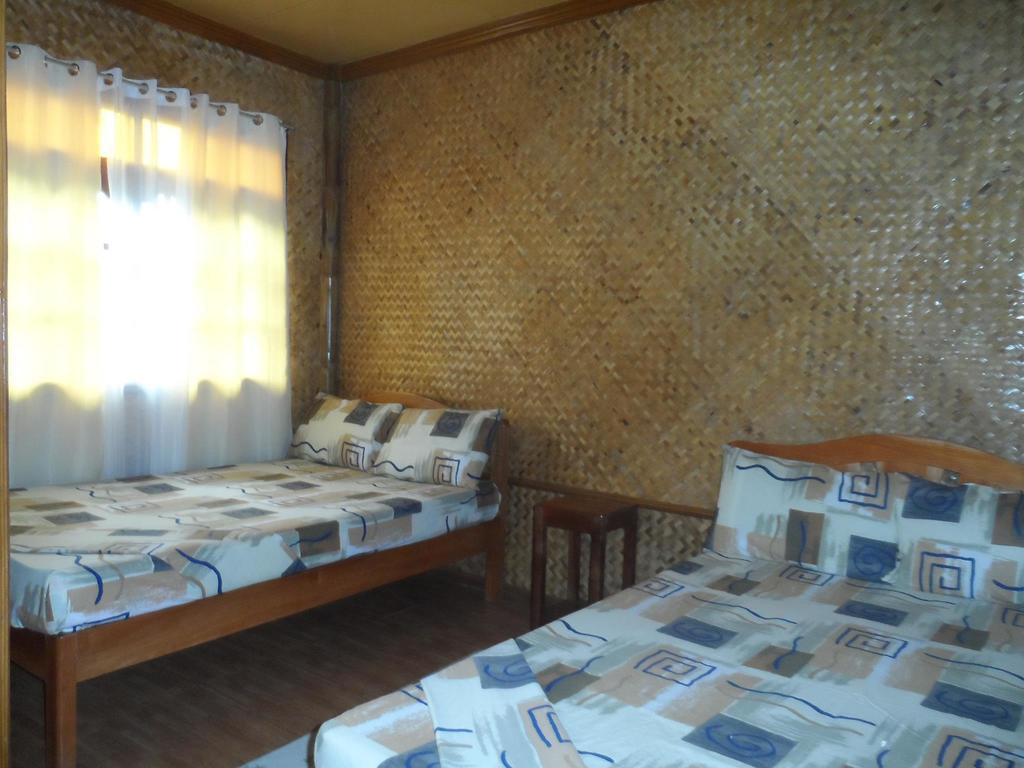 Victoria Guest House And Cottages Puerto Princesa Esterno foto