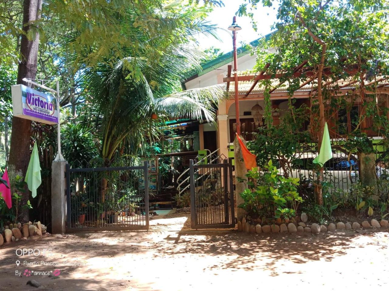 Victoria Guest House And Cottages Puerto Princesa Esterno foto